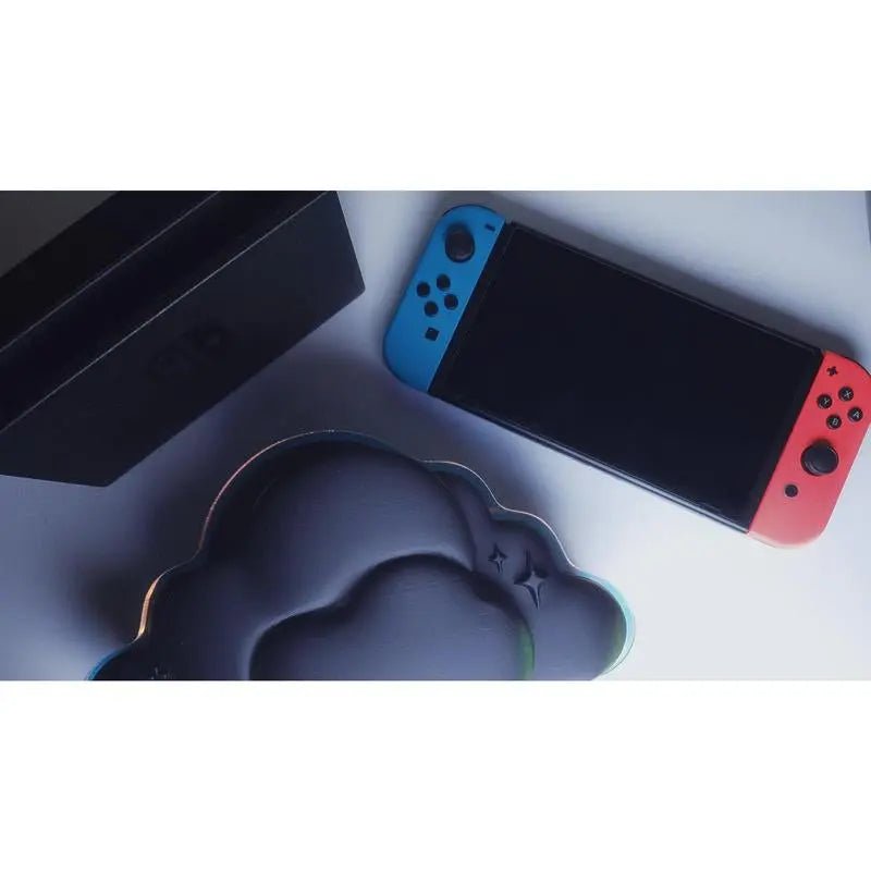 Cloud-Themed Bundle: Dock Cover & Controller Stand Accessory Set - CozCloud-themed Gaming Décor Bundle: Embrace gaming in style with our exclusive Cloud-themed Gaming Bundle comprising two accessories:
 
Cloud Dock Cover:
- Compatible NovaCartNovacartCloud-themed Bundle