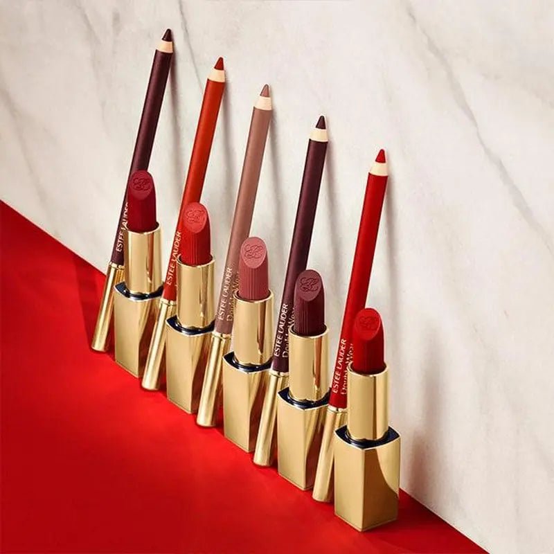 Double Wear 24H Stay-In-Place Lip LinerShapes. Defines. Stays put. This oil-infused lip pencil delivers bold, longwearing, full-coverage color with a smooth, effortless glide. 
 
 
Transfer-resistant, 24-NovaCartNovacartDouble Wear 24H
