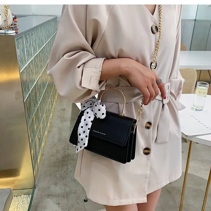 Popular Bags Handbags Small Trendy Fashion Messenger Bag Chain ShouldeProduct informationStyle: KoreanSupply category: SpotWhether inventory: NoArticle number: 58085Whether to support distribution: support distributionThreshold for fraNovaCartNovacartPopular Bags Handbags