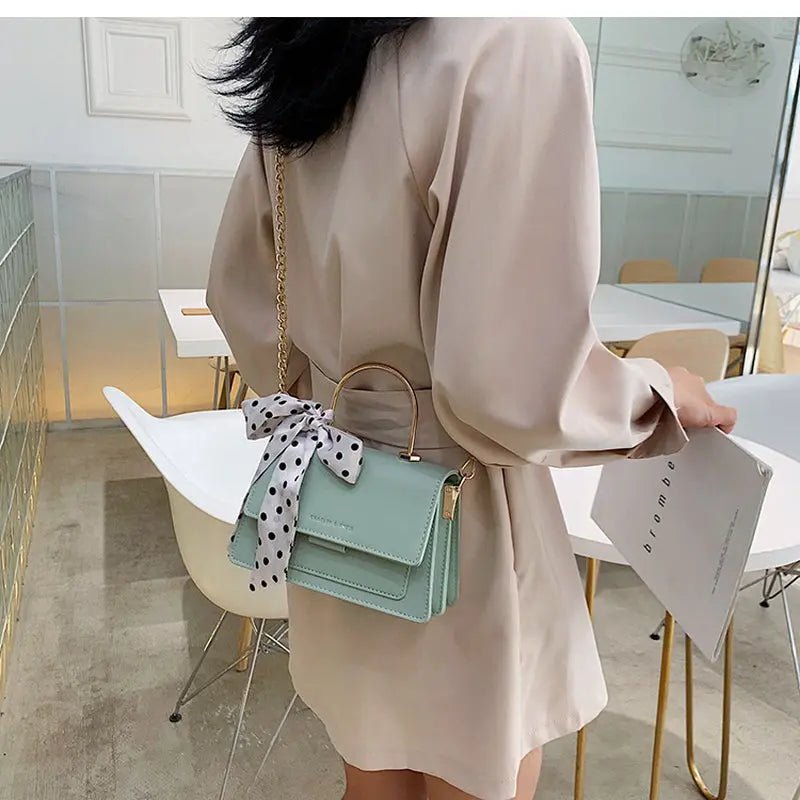 Popular Bags Handbags Small Trendy Fashion Messenger Bag Chain ShouldeProduct informationStyle: KoreanSupply category: SpotWhether inventory: NoArticle number: 58085Whether to support distribution: support distributionThreshold for fraNovaCartNovacartPopular Bags Handbags