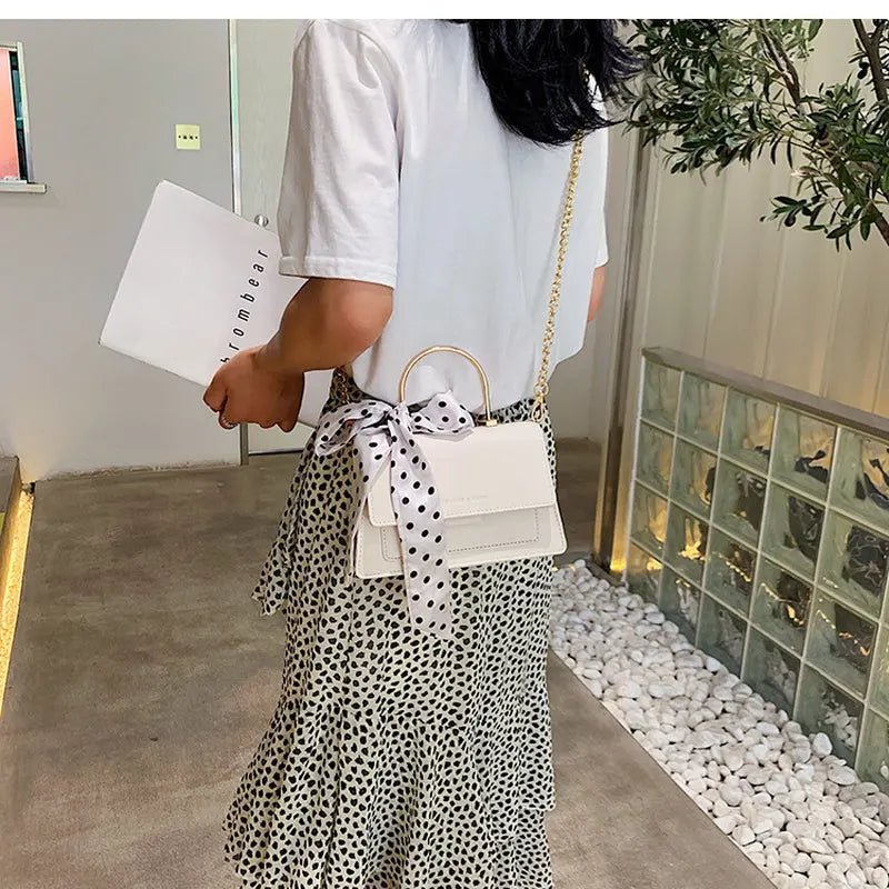 Popular Bags Handbags Small Trendy Fashion Messenger Bag Chain ShouldeProduct informationStyle: KoreanSupply category: SpotWhether inventory: NoArticle number: 58085Whether to support distribution: support distributionThreshold for fraNovaCartNovacartPopular Bags Handbags